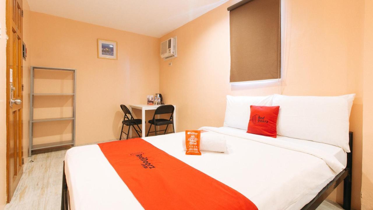 Reddoorz At Hotel Rosemarie Pasay Exterior photo