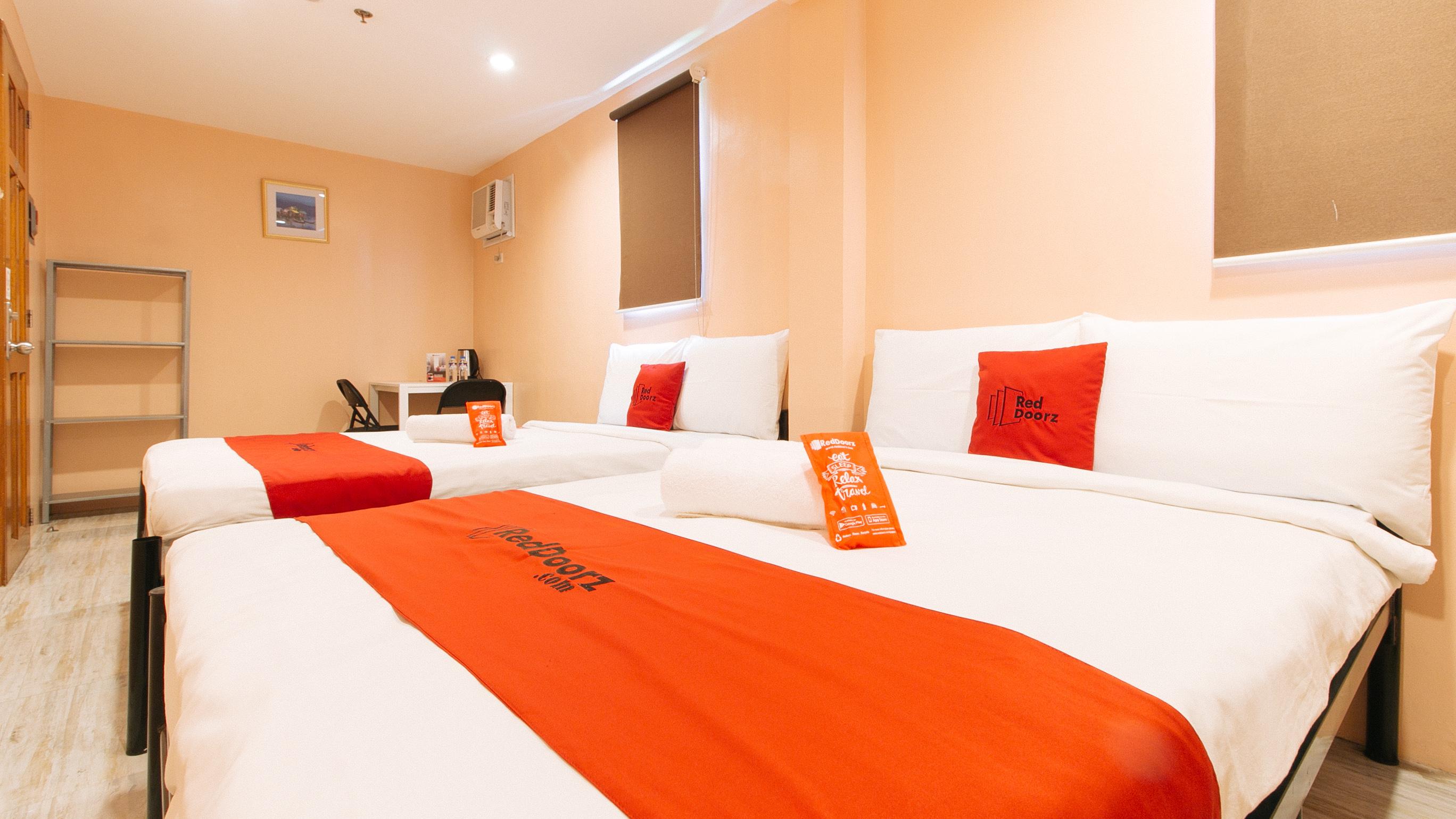 Reddoorz At Hotel Rosemarie Pasay Exterior photo